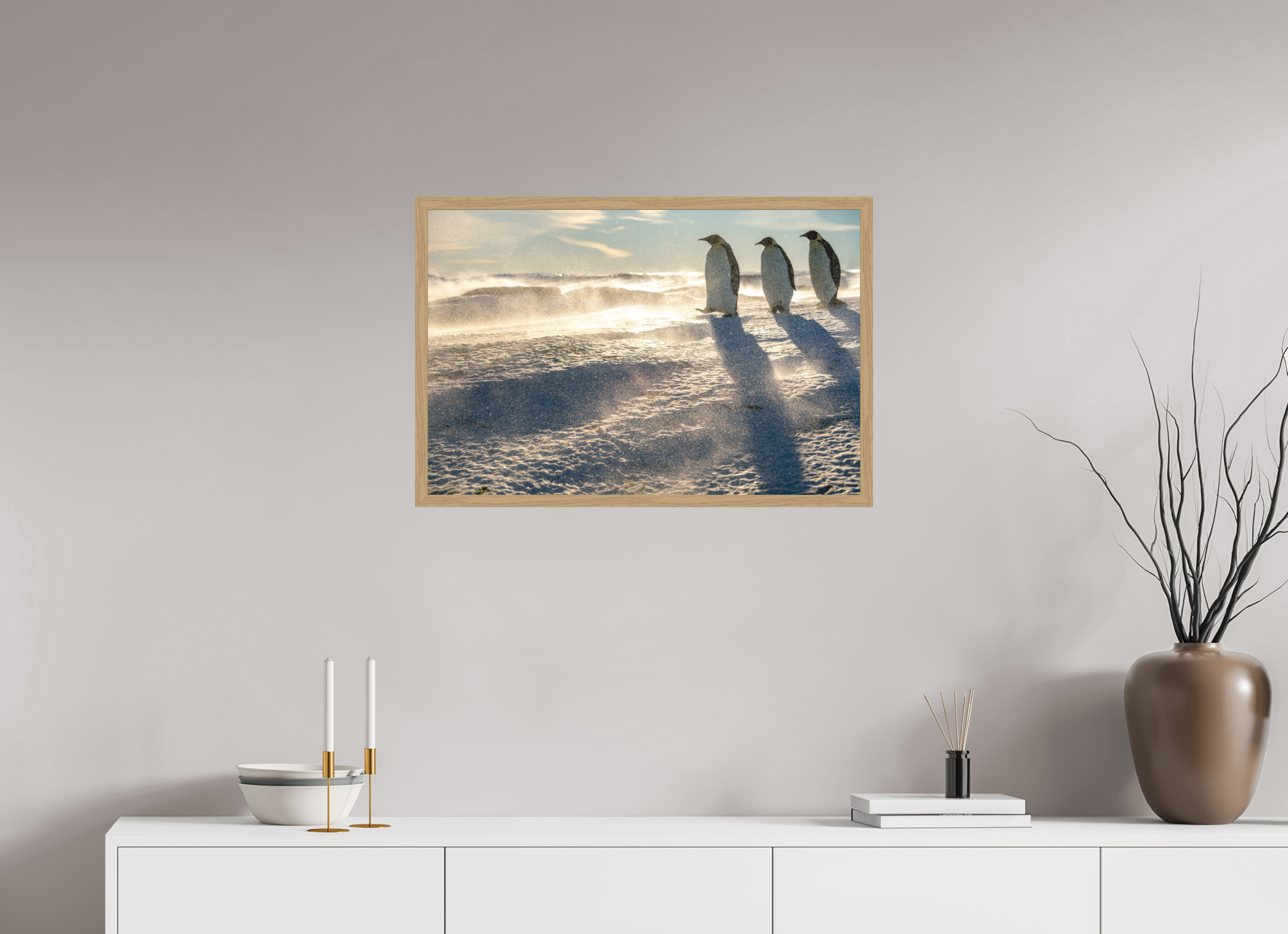 75 x 50 cm, Impression Fine Art encadrée en chêne naturel - mat La marche des Empereurs