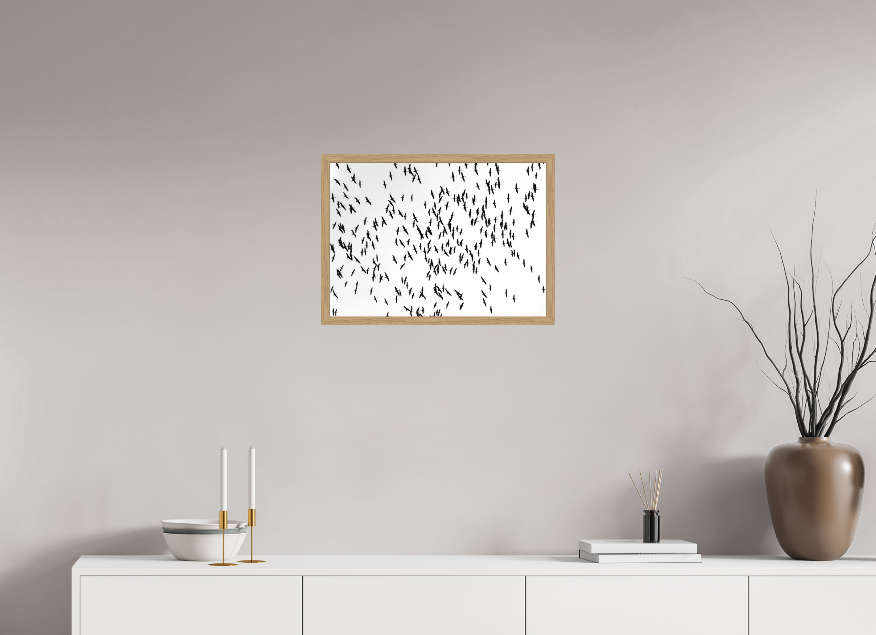 55,7 x 40 cm, Impression Fine Art encadrée en chêne naturel - mat Grues III