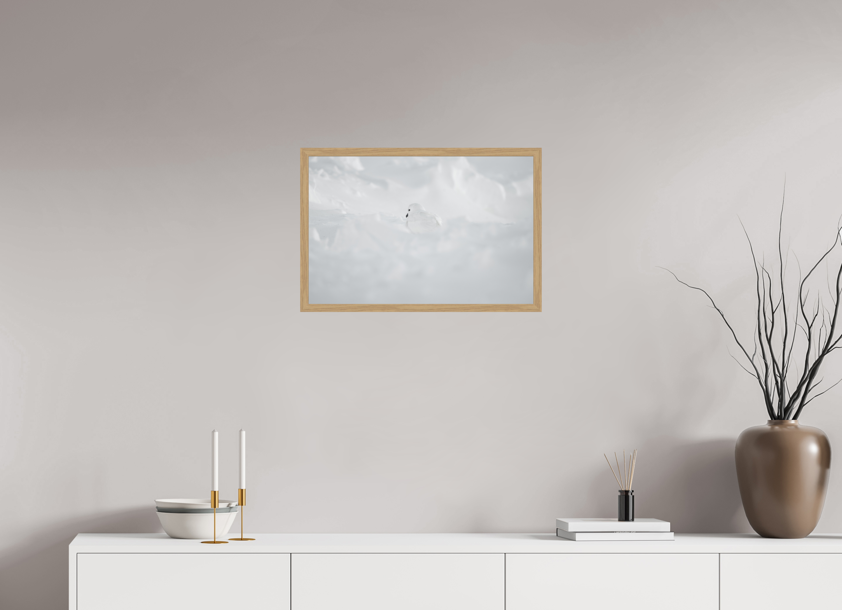 60 x 40 cm, Impression Fine Art encadrée en chêne naturel - mat Le Pétrel des Neiges