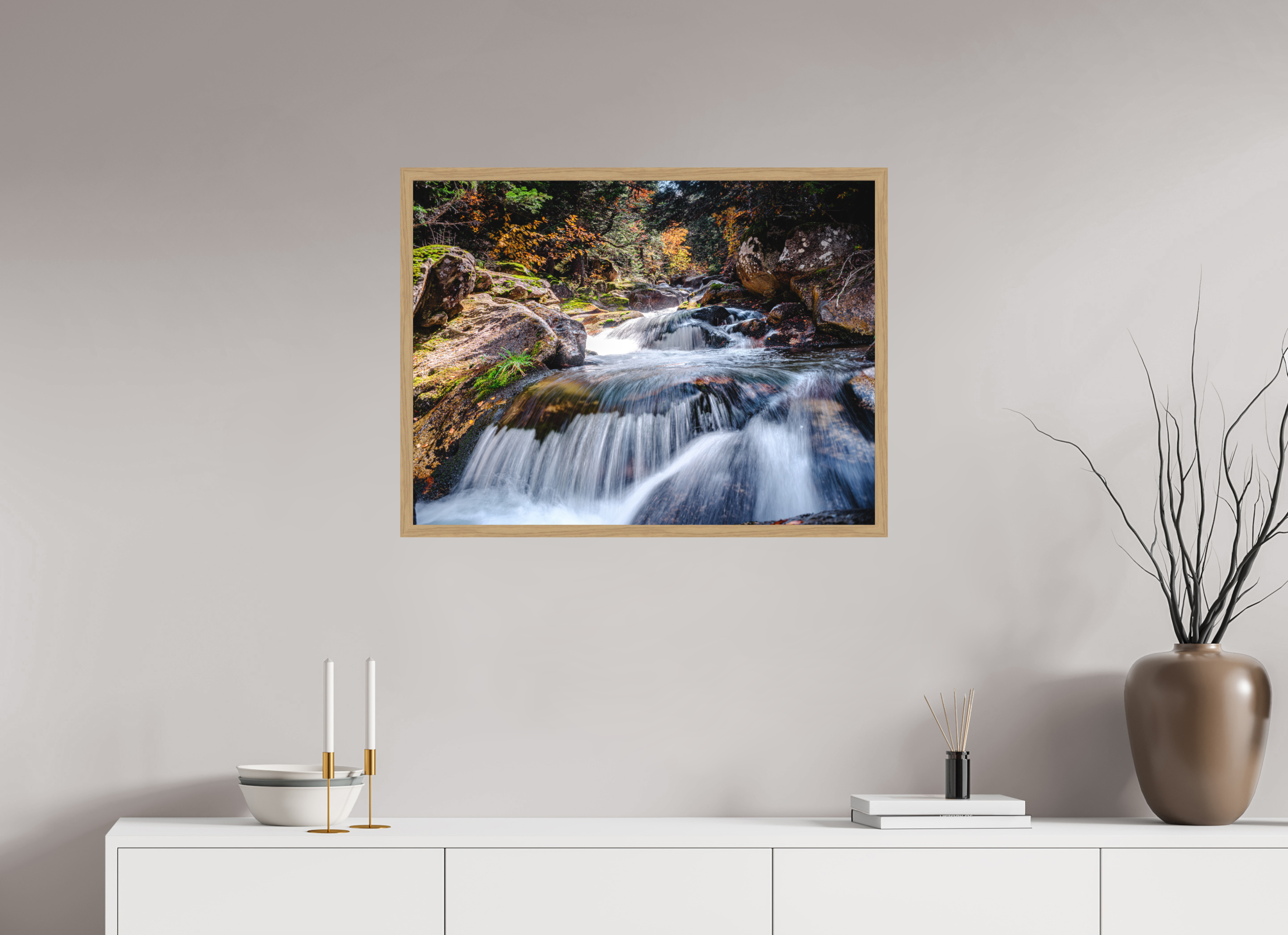 80 x 60 cm, Impression Fine Art encadrée en chêne naturel - mat Cascade enchantée